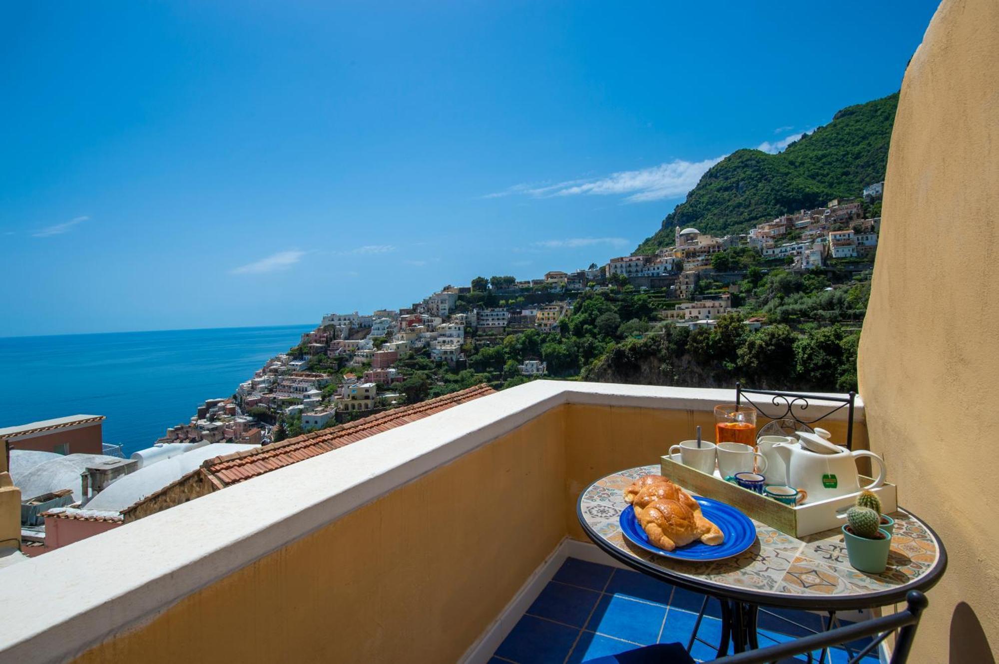 Amore Rentals - Casa Barbera A Positano Exterior photo